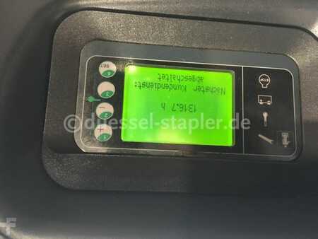 Trainatore - Linde P30 - Terminal Fahrzeug Nutzlast 3to (2)