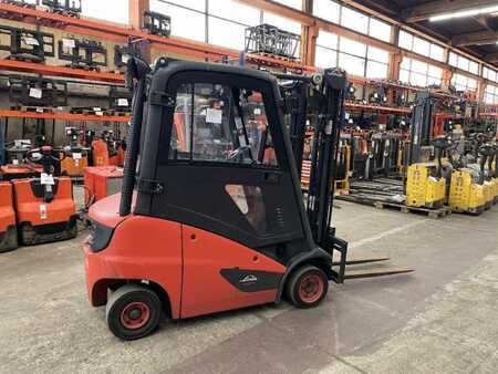 Carrello elevatore diesel 2018  Linde H 18 D - 01 - 1,8TDiesel/Bj.2018/2.241Std. (1)