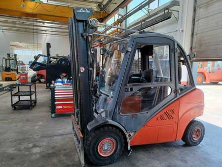Diesel Forklifts 2013  Linde H35D (1) 