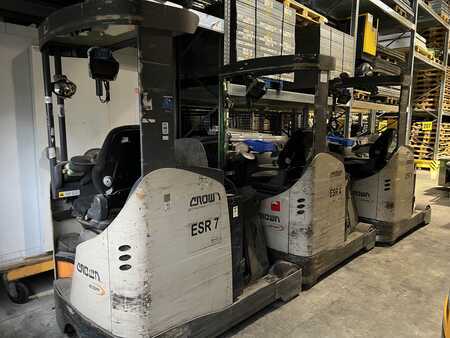 Chariots à mât rétractable 2019  Crown ESR 5260 (3)