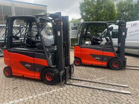 Eléctrico - 4 rodas 2015 Linde E25 HL (1)