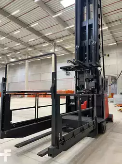 Vertikal-Kommissionierer 2022  Linde V (7)