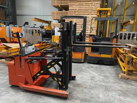 Stacker pedestre 2014 Toyota RWE 120 (2)