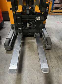 Retráctil 2017  Jungheinrich ETV216 (7)