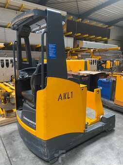 Retraky 2013  Jungheinrich ETV320 (4)