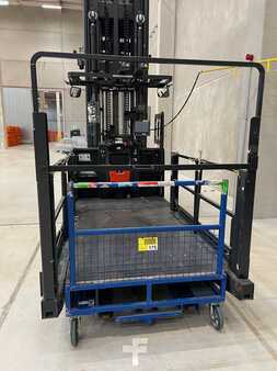 Schmalgangstapler 2022  Linde K (9)