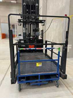 Schmalgangstapler 2022  Linde K (9)