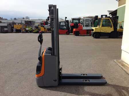 Stapelaars 2014 Still EXV10 mit Ravas Waage (3)