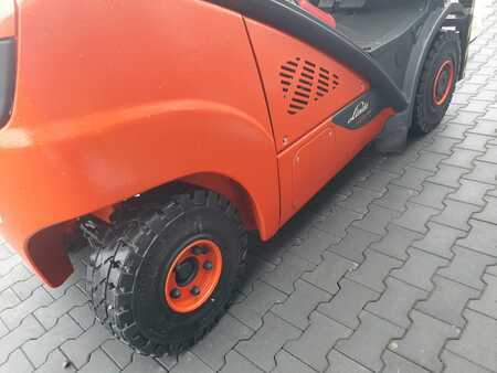 Gas truck 2019  Linde H25T-02 (3)