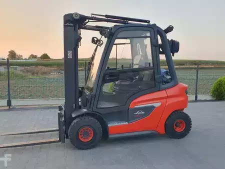 Wózki gazowe 2021 Linde H25T (1)
