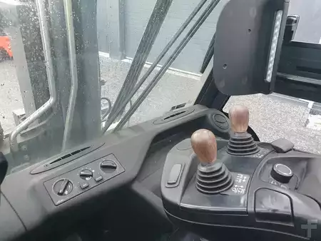 Wózki gazowe 2019  Linde H80T (8)