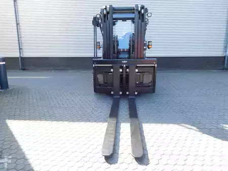 4-wiel elektrische heftrucks 2024  Raniero RH80SBE-C (3)