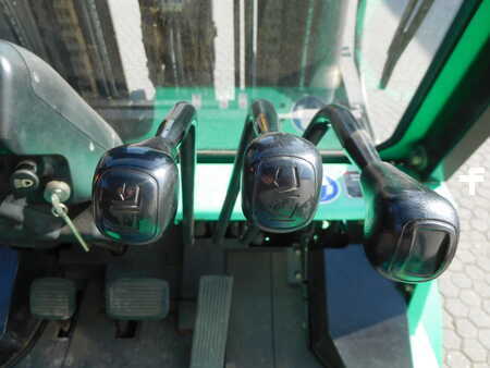 LPG heftrucks 2006  Mitsubishi FGC60K (5)