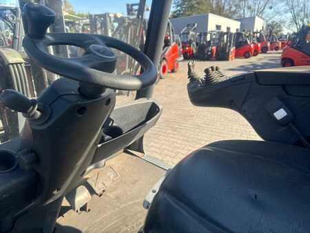 Diesel Forklifts 2016  Linde H 25 D EVO (6)