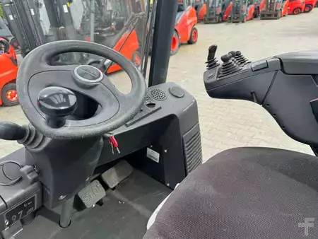 Wózki gazowe 2019  Linde H 30 T 393 (6)