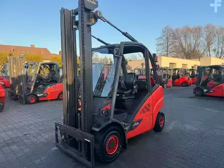 Wózki gazowe 2019  Linde H 30 T 393 (1)