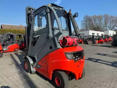Wózki gazowe 2014  Linde H 25 T-02/600  393 (2)