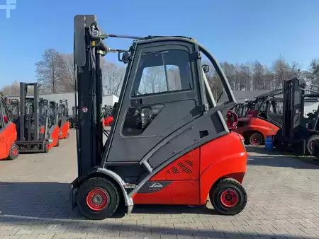 Wózki gazowe 2014  Linde H 25 T-02/600  393 (5)