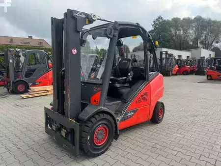 Wózki widłowe diesel 2015  Linde H 30 D 393 EVO (2)