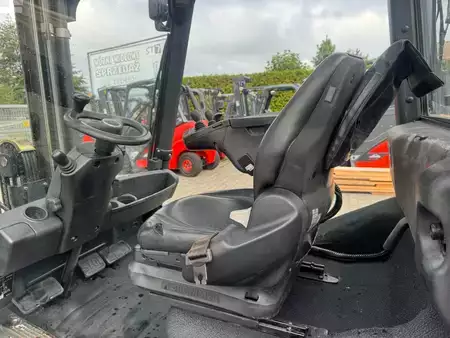 Wózki widłowe diesel 2015  Linde H 30 D 393 EVO (5)