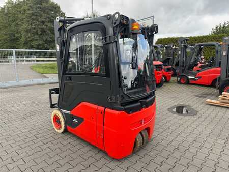 3-wiel elektrische heftrucks 2018  Linde E16 (3)