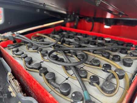 3-wiel elektrische heftrucks 2018  Linde E16 (5)