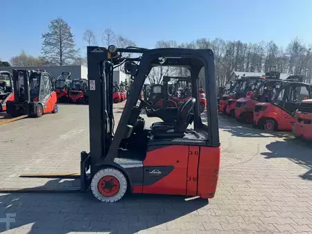 Elektryczne 3-kołowe 2016  Linde E 14 386 EVO (2)