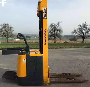 Stoccatori 2007  Jungheinrich ERC 214 (2)