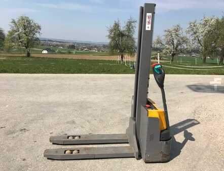 Pallet Stackers 2018  Jungheinrich EJC M 10 (1)