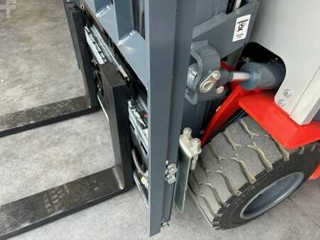 Carrelli elettrici 3 ruote 2024  Heli CPD20SQ-A2LIG3 (5)