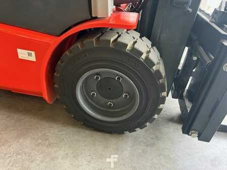 Carrelli elettrici 3 ruote 2024  Heli CPD20SQ-A2LIG3 (7)