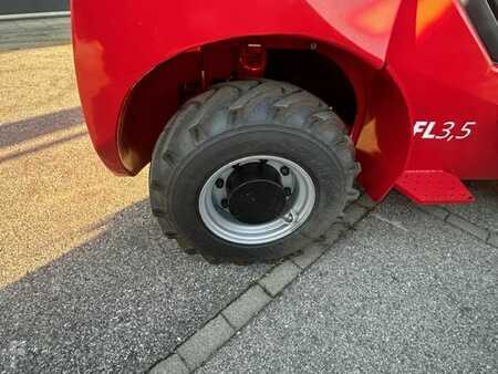 Terénní vysokozdvižný vozík 2025  Magni FL 3,5 (3)