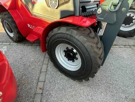 Terénní vysokozdvižný vozík 2025  Magni FL 3,5 (4)