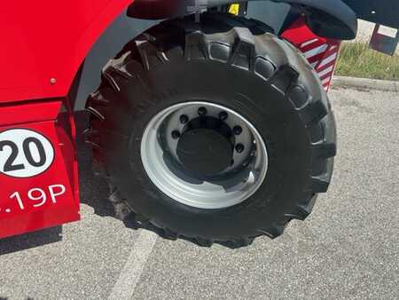 Telescopic forklift rigid 2025  Magni TH 5,5.19P (5)