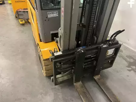 Elektromos 4 kerekű 2023  Jungheinrich EFG S30 (2)