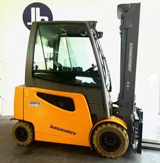 Elektro čtyřkolový VZV 2023  Jungheinrich EFG 430k (1)