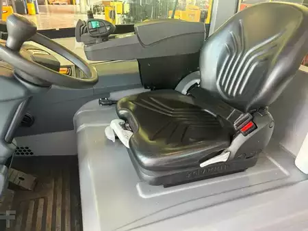 Elektro čtyřkolový VZV 2023  Jungheinrich EFG 430k (4)