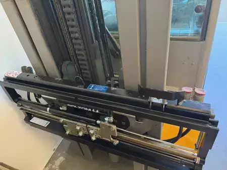 Elektro čtyřkolový VZV 2018  Jungheinrich EFG 425ks (2)