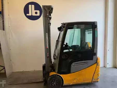 Elektro tříkolové VZV 2018  Jungheinrich EFG 216k (1)