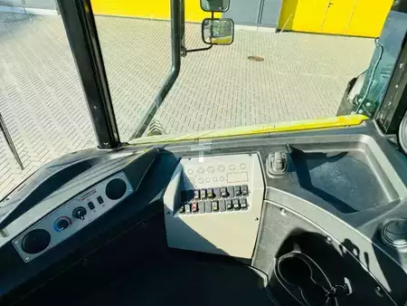 Terminal tractor - Terberg RT223 (14)