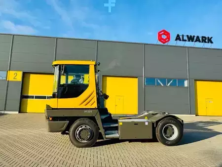 Terminal tractor - Terberg RT223 (3)
