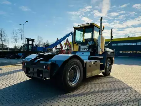 Terminal tractor - Terberg RT223 (6)