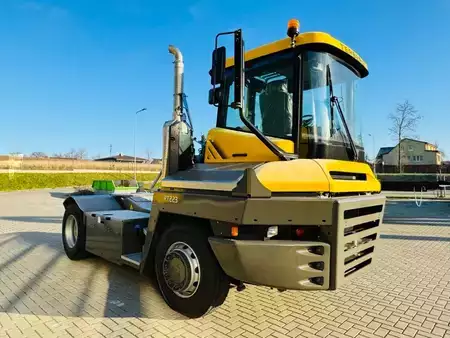 Terminal tractor - Terberg RT223 (8)