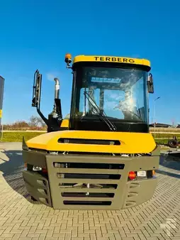 Terminal tractor - Terberg RT223 (9)