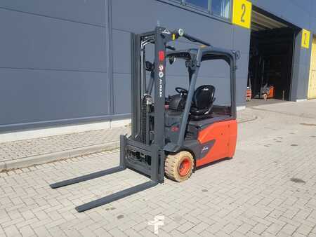 El truck - 3 hjulet 2014  Linde E18 (1)
