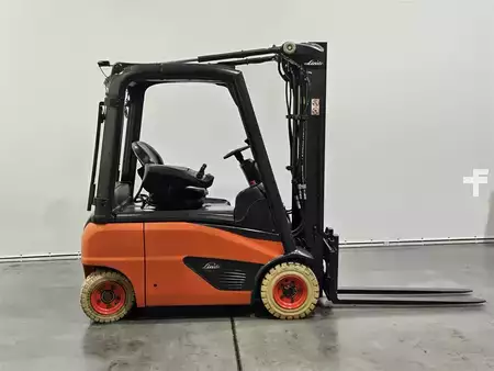 Electric - 4 wheels 2019  Linde E16 (1)