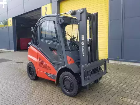LPG Forklifts 2021  Linde H40T (1)