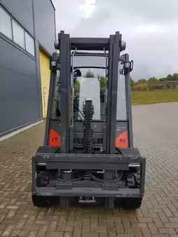 LPG Forklifts 2021  Linde H40T (2)