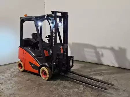 LPG Forklifts 2021  Linde H18T (2)