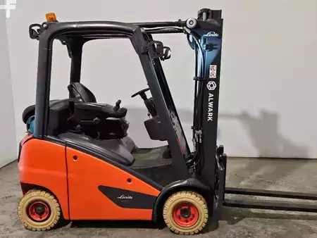 LPG Forklifts 2021  Linde H18T (3)